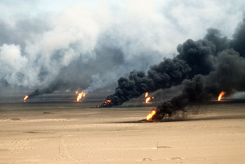 ১৯৯১ সালে কুয়েতি তেলক্ষেত্রে সাদ্দাম বাহিনীর লাগানো আগুন নেভানো হয়েছিল যেভাবে